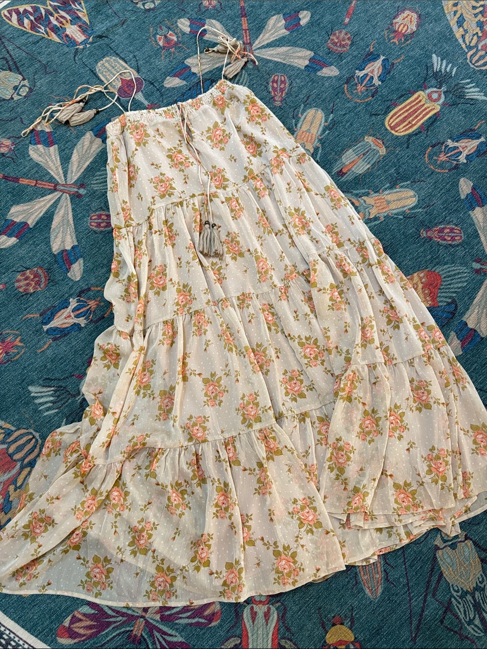 Storia Floral Tiered Tassel Midi Boho Dress in beige roses L - Picture 2 of 5